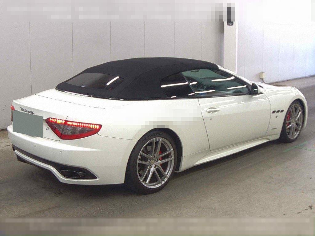 Maserati GRANCABRIO 2015 - Image 6
