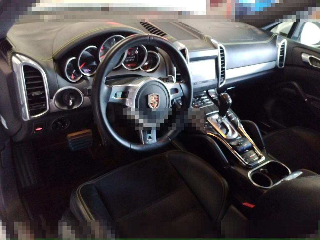 Porsche CAYENNE 2013 - Image 4
