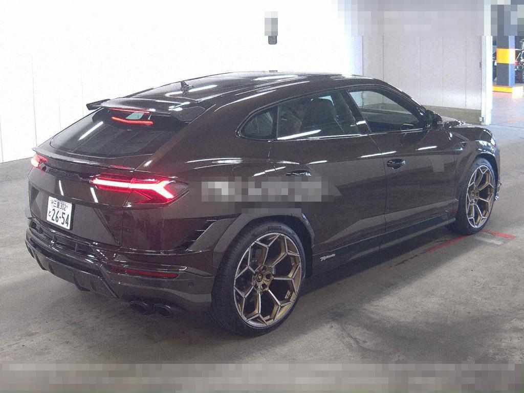 Lamborghini URUS 2025 - Image 6
