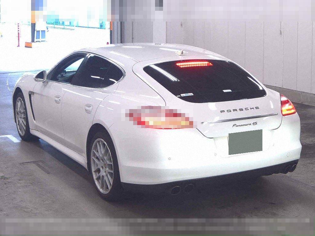 Porsche PANAMERA 2010 - Image 3