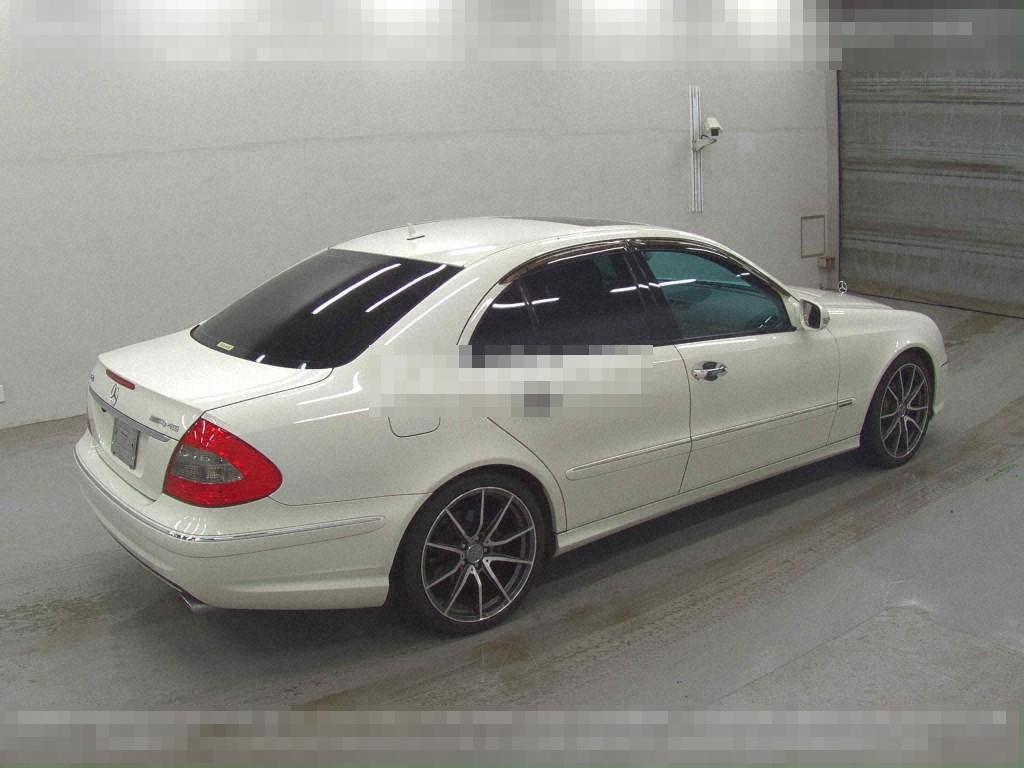 Mercedes-Benz E-Class 2006 - Image 6
