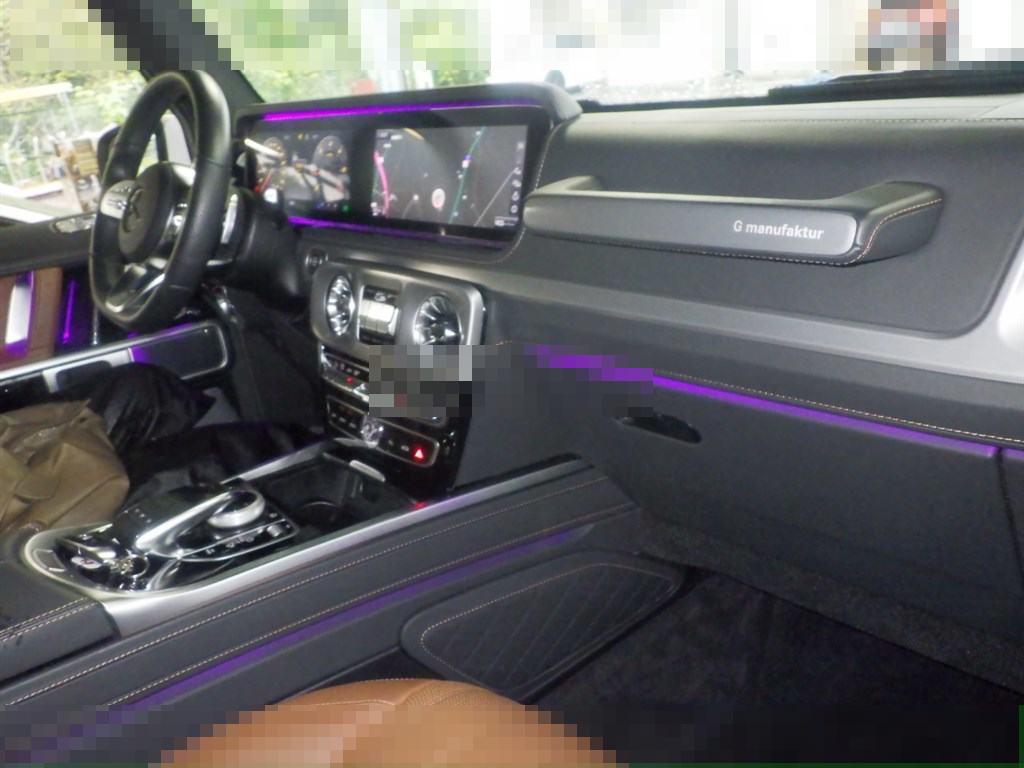 Mercedes-Benz G-Class 2023 - Image 4
