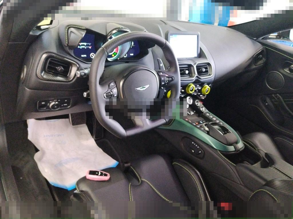 Aston Martin V12 VANTAGE CP 2023 - Image 4