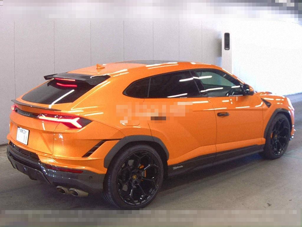 Lamborghini URUS 2024 - Image 6
