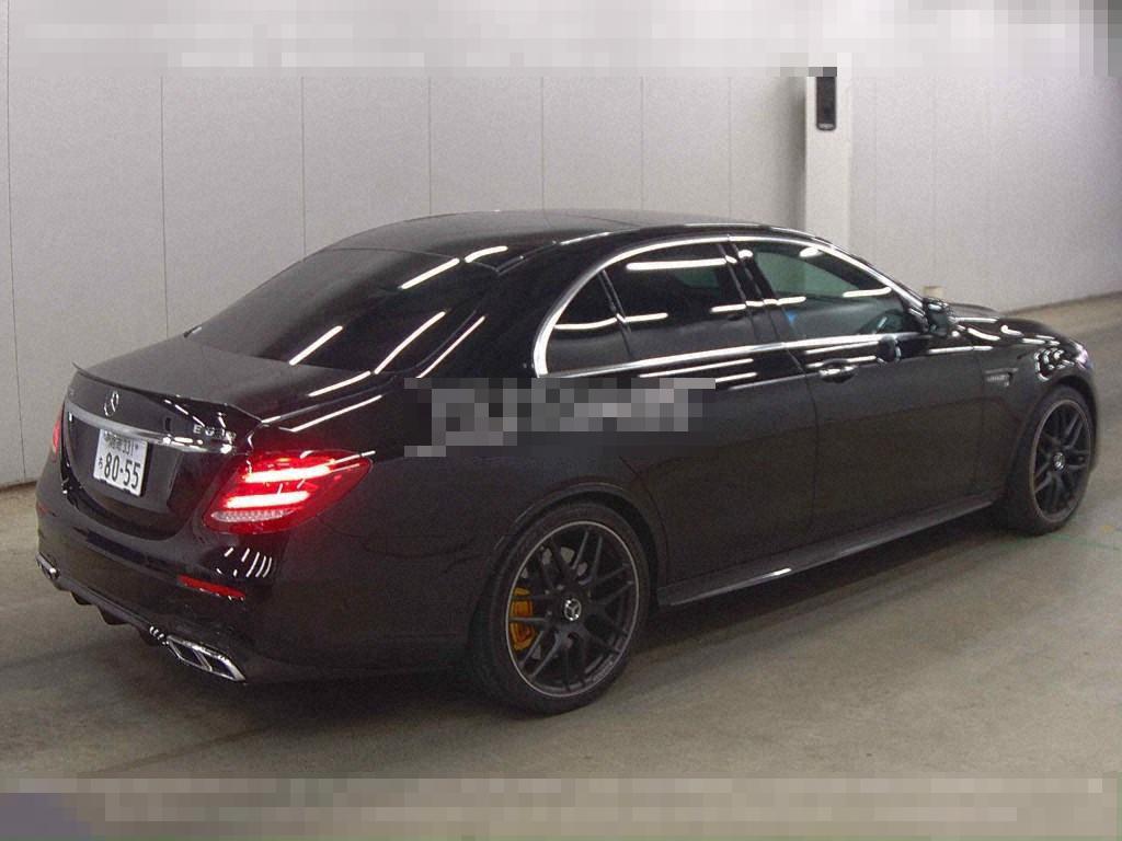 MERCEDES AMG E-CLASS 2018 - Image 6