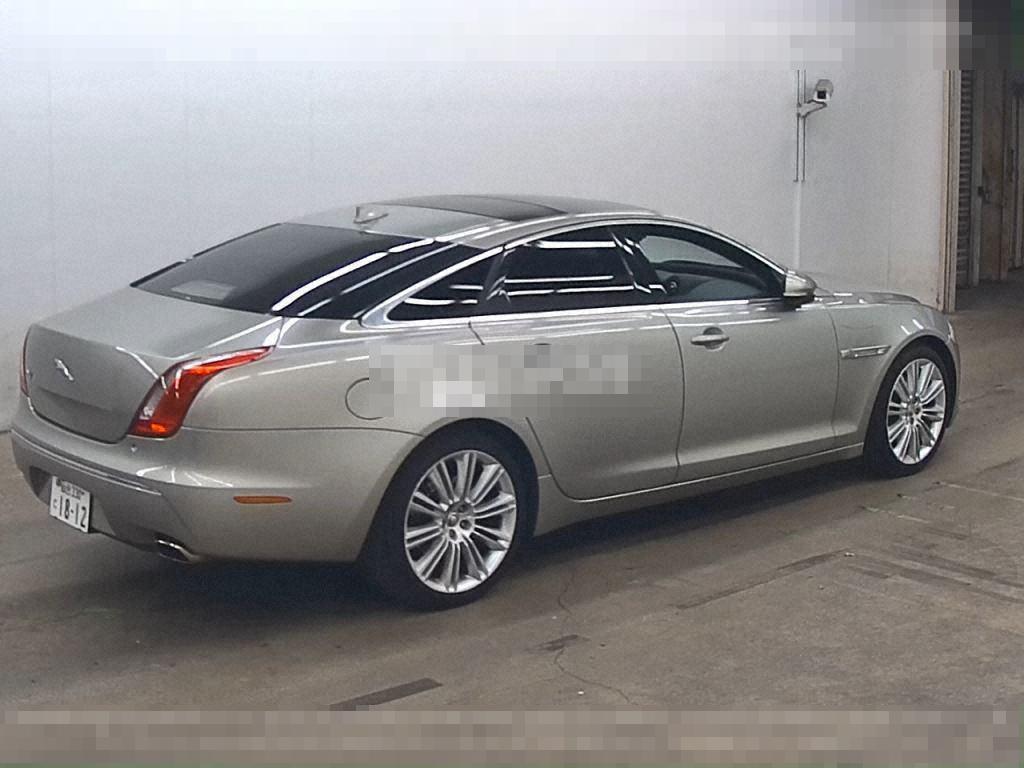 Jaguar XJ 2013 - Image 6