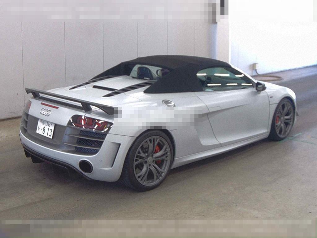 Audi R8 SPYDER 2012 - Image 6