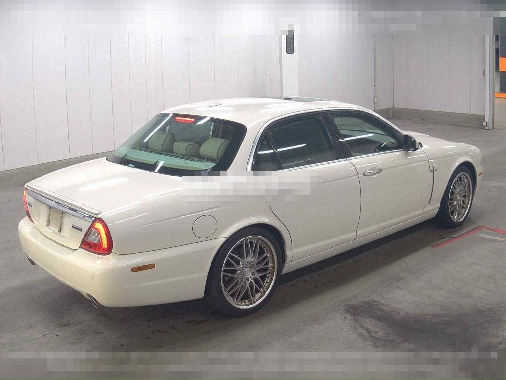 Jaguar XJ 2008 - Image 6