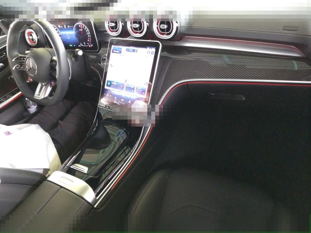 MERCEDES AMG C-CLASS CP 2024 - Image 4