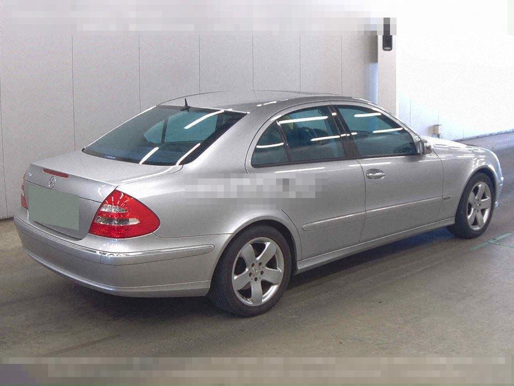 Mercedes-Benz E-Class 2002 - Image 6