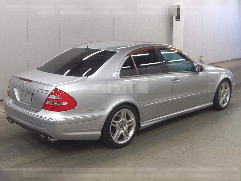 Mercedes-Benz E-Class 2004 - Image 6