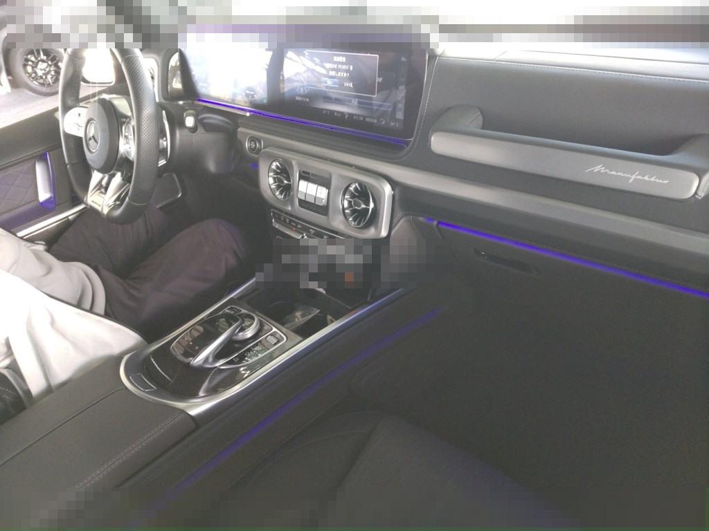 MERCEDES AMG G-CLASS 2024 - Image 4