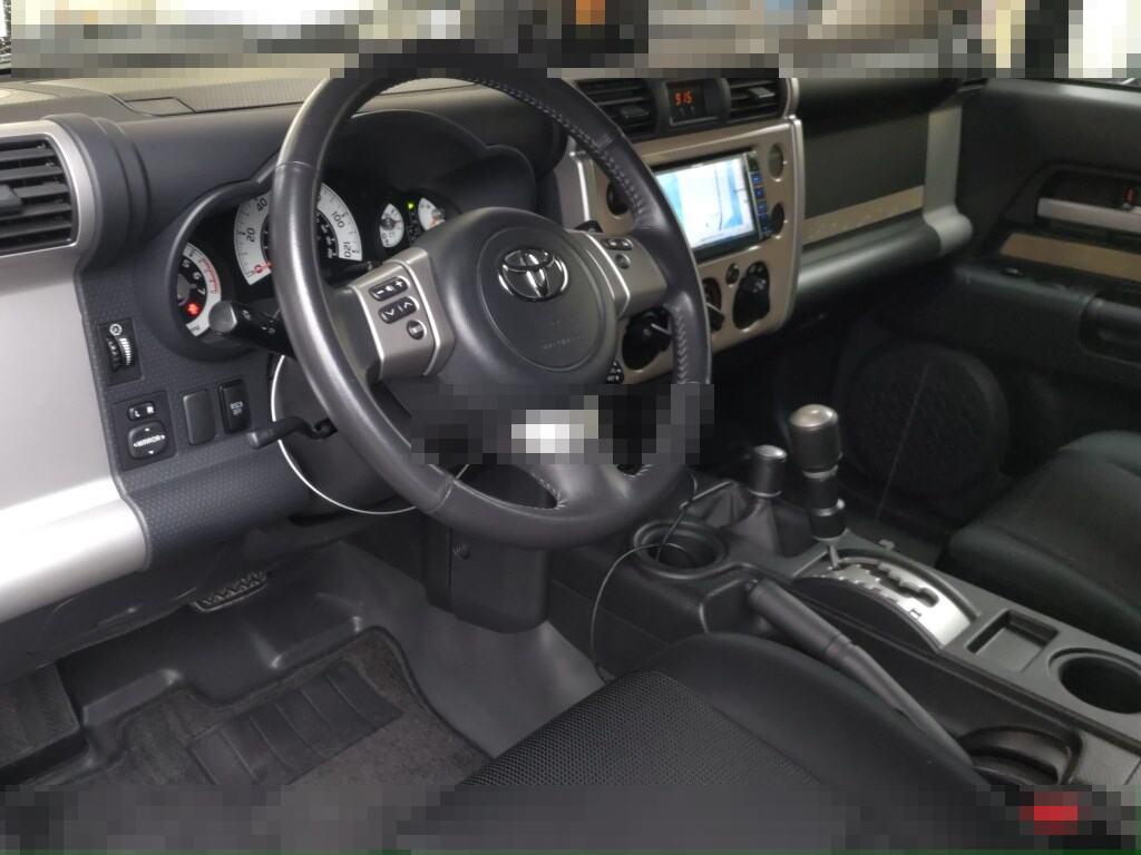 AMERICA TOYOTA FJ CRUISER 2011 - Image 4