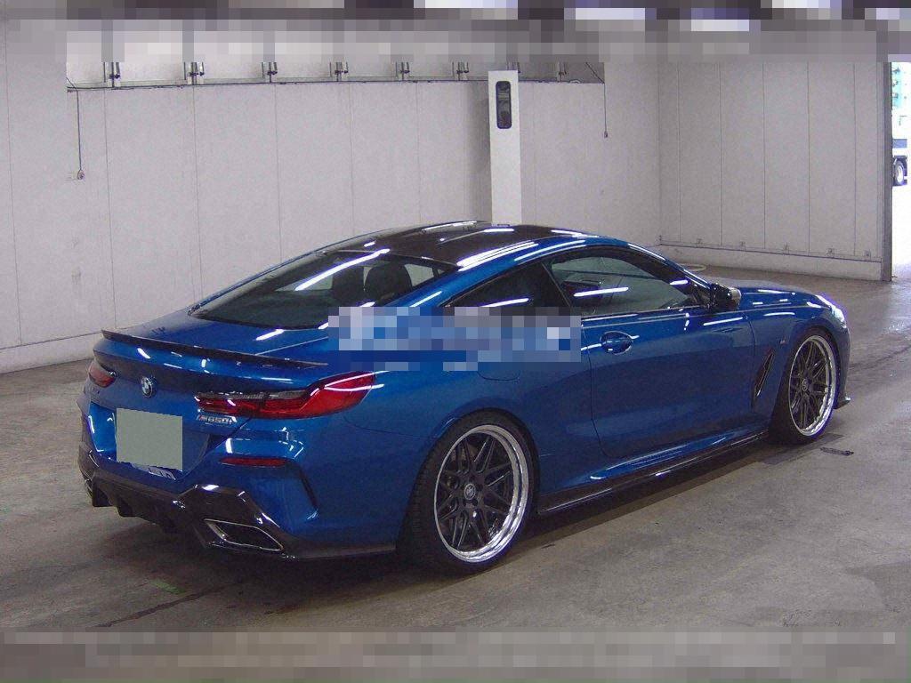 BMW 8 Series 2019 - Image 6