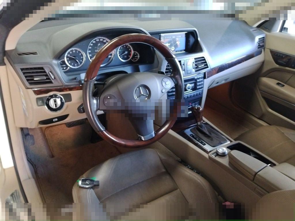 Mercedes-Benz E-Class 2010 - Image 4