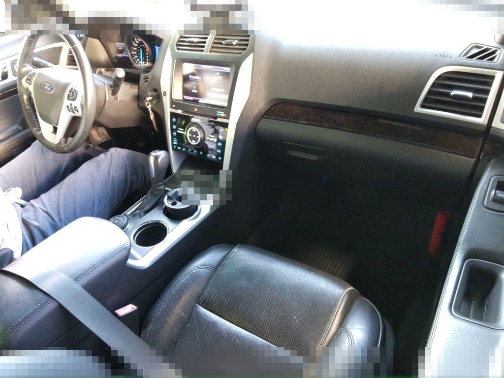 Ford Explorer 2012 - Image 4