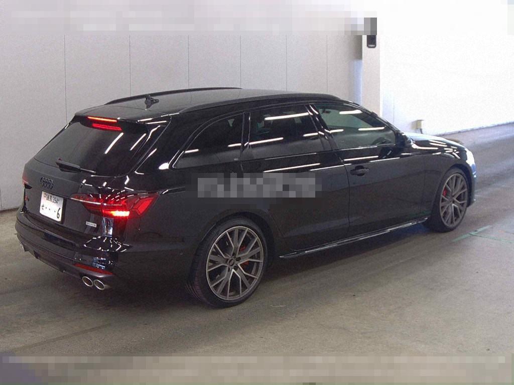 Audi S4 AVANT 2024 - Image 6