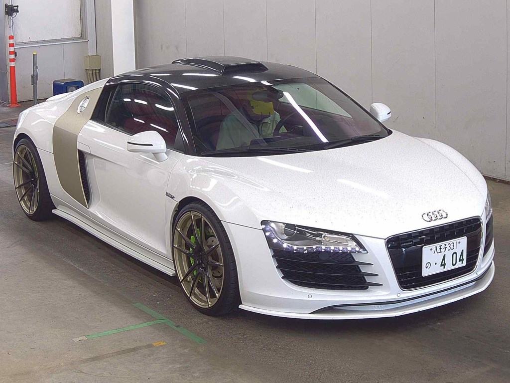 Audi R8 2009 - Image 2