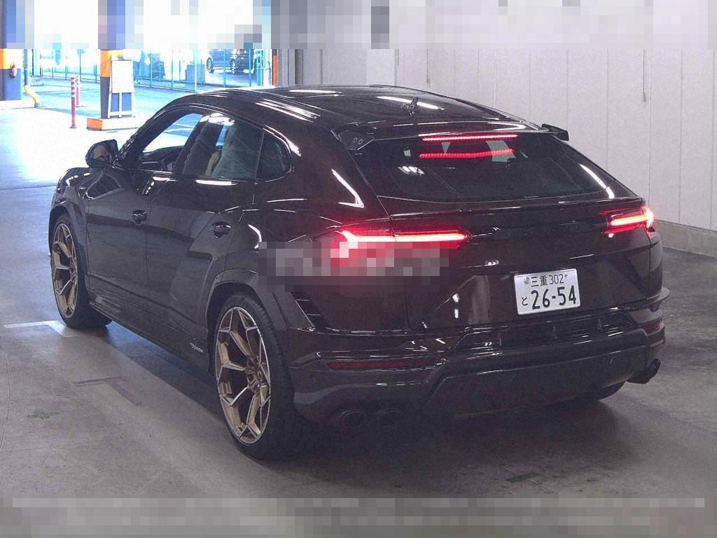 Lamborghini URUS 2025 - Image 3