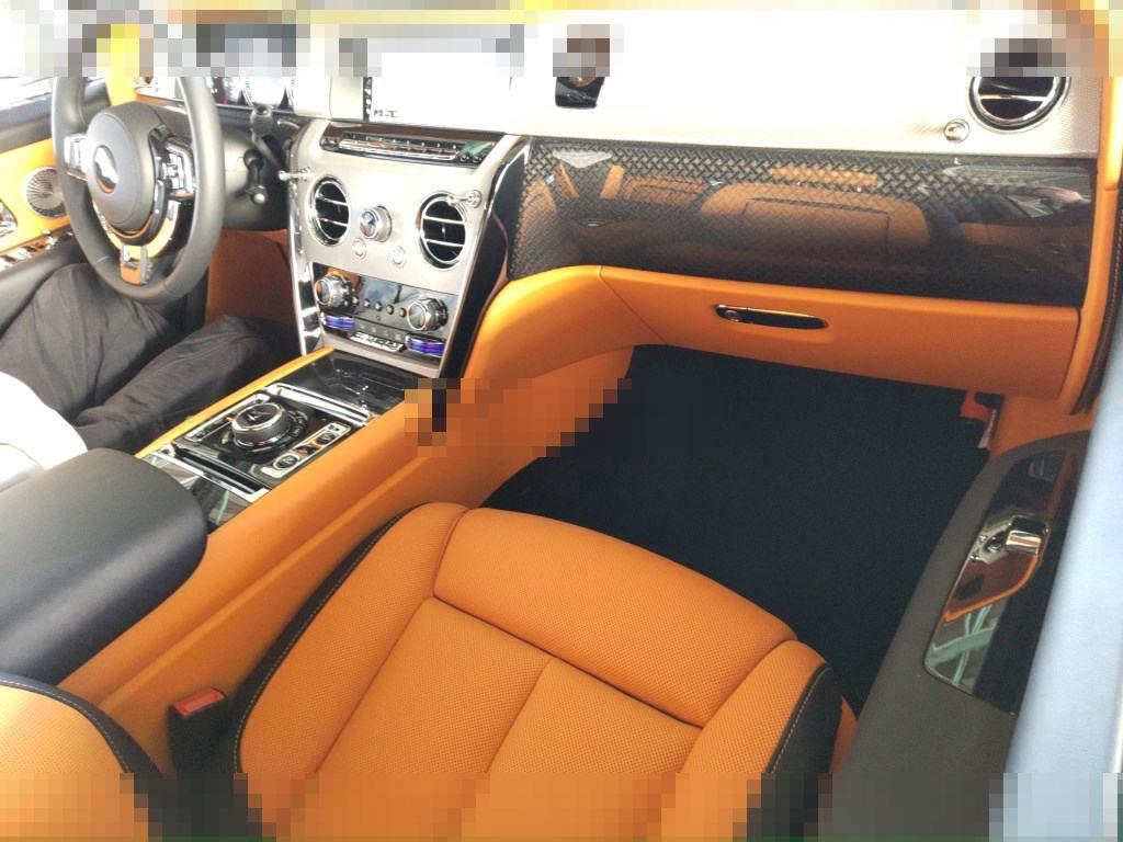 Rolls Royce CULLINAN 2024 - Image 4