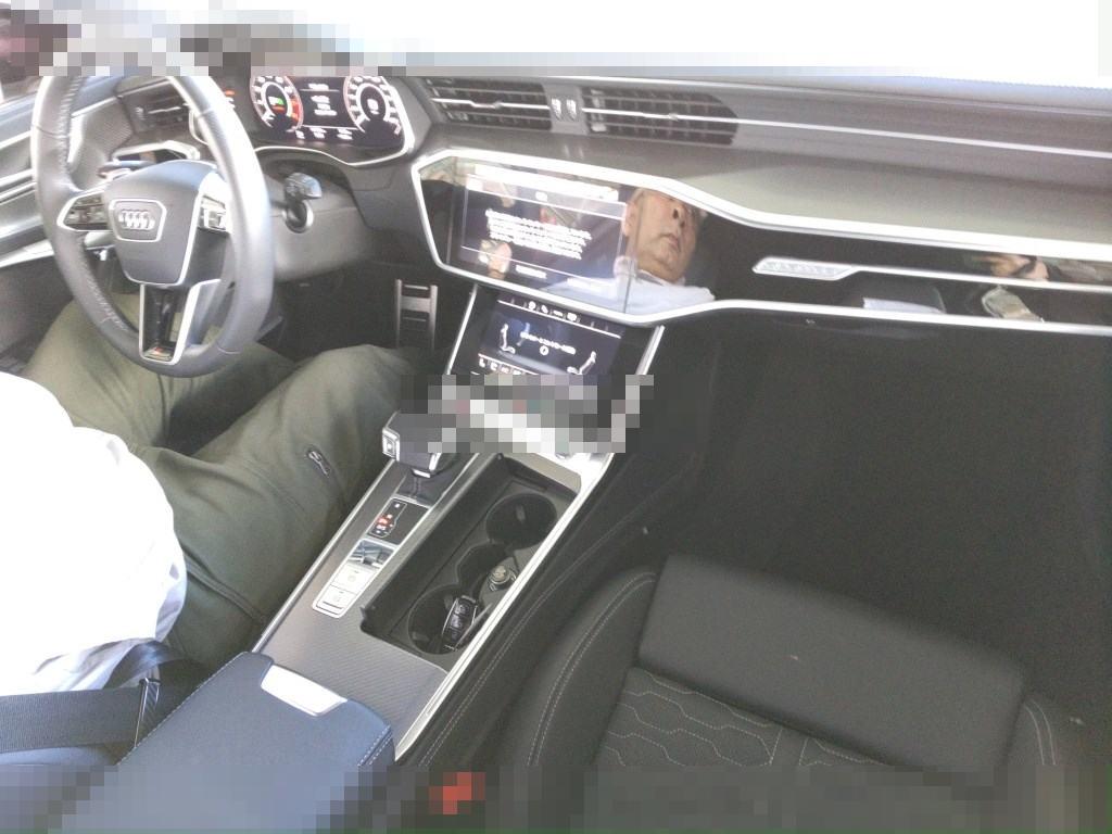 Audi RS6 AVANT 2023 - Image 4