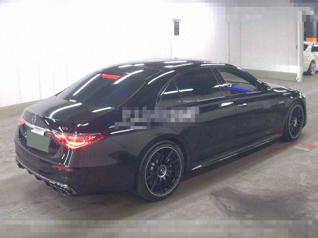 MERCEDES AMG S-CLASS 2024 - Image 6