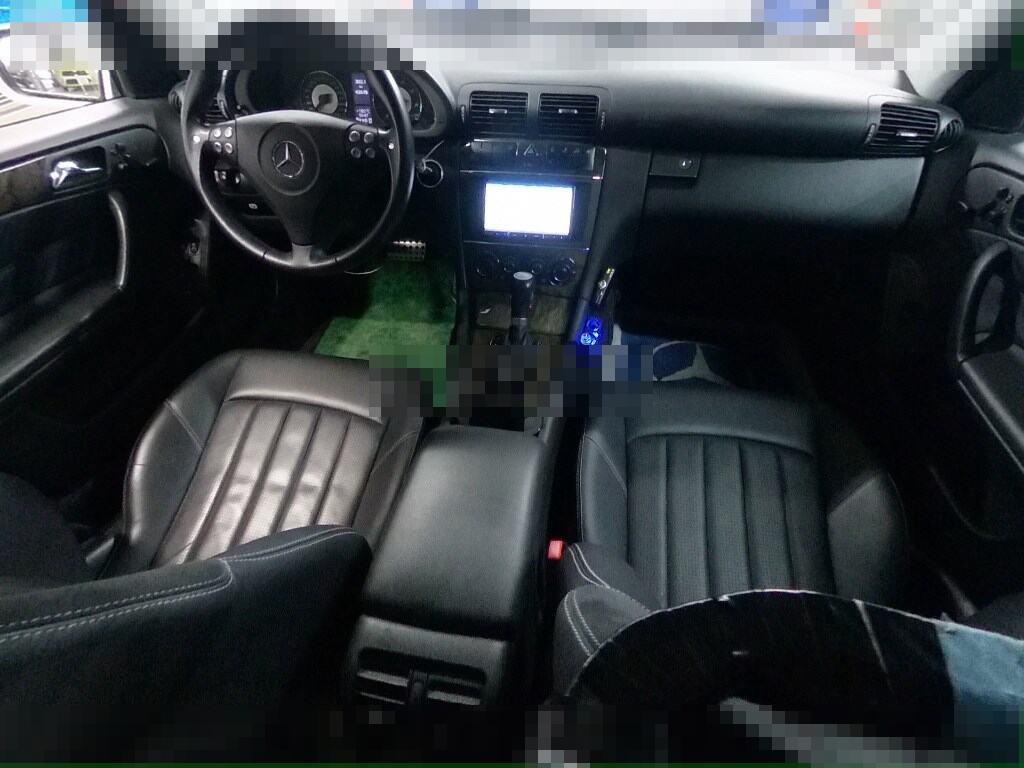 Mercedes-Benz C-Class 2005 - Image 4