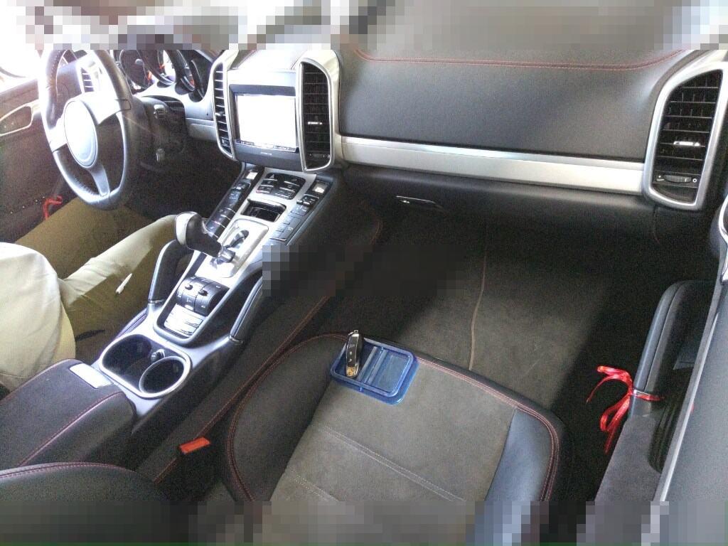 Porsche CAYENNE 2014 - Image 4