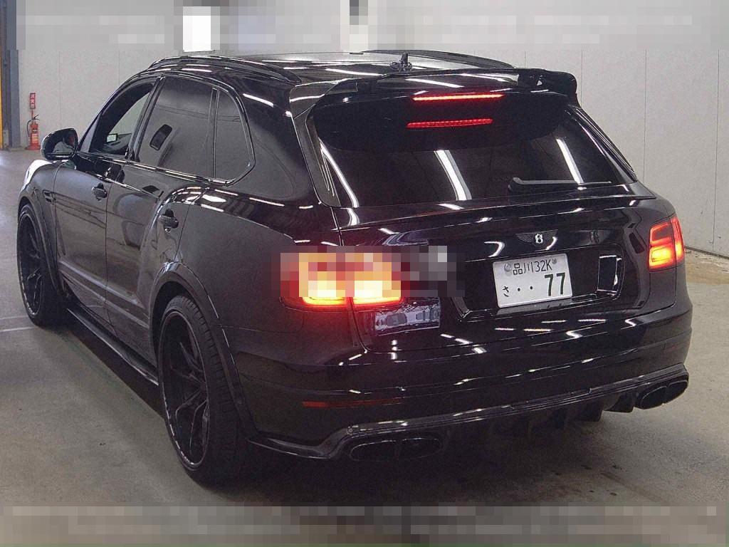 Bentley BENTAYGA 2019 - Image 3