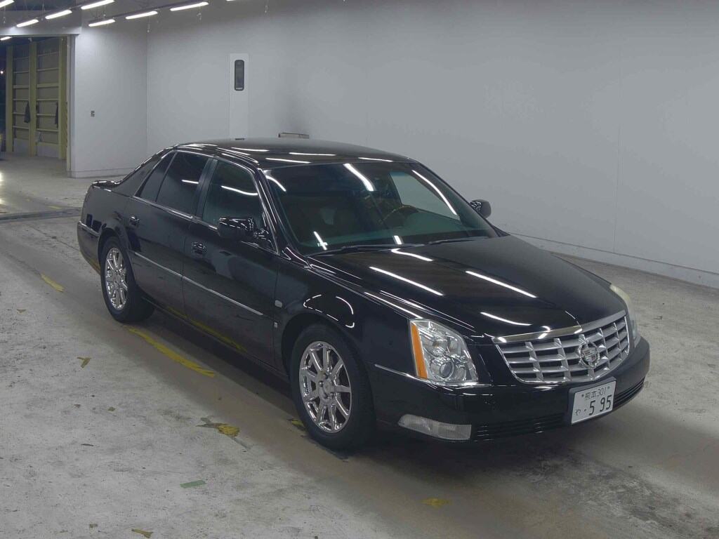Cadillac DTS 2008 - Image 1