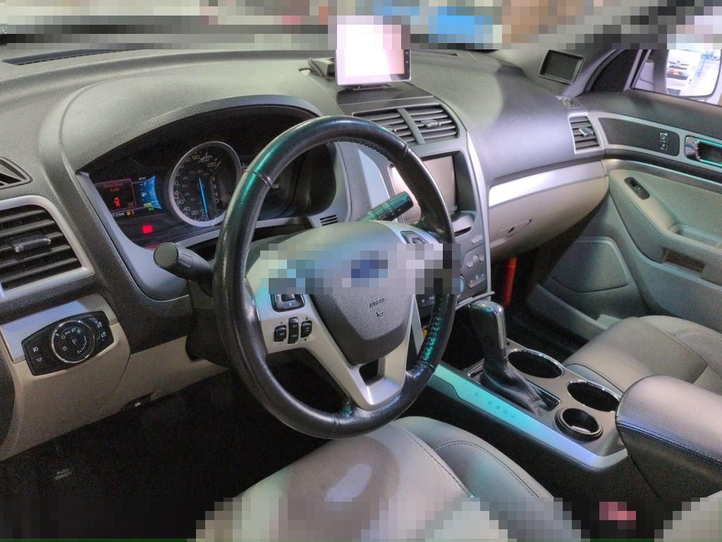 Ford Explorer 2013 - Image 4