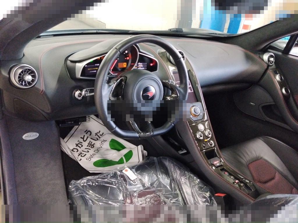 MCLAREN MP4-12C 2012 - Image 4