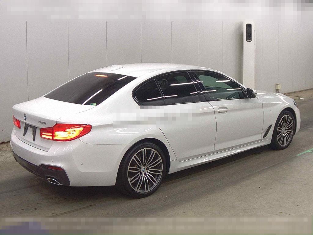 BMW 5 Series 2019 - Image 6