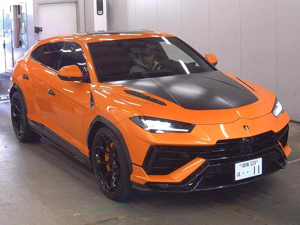 Lamborghini URUS 2024 - Image 2