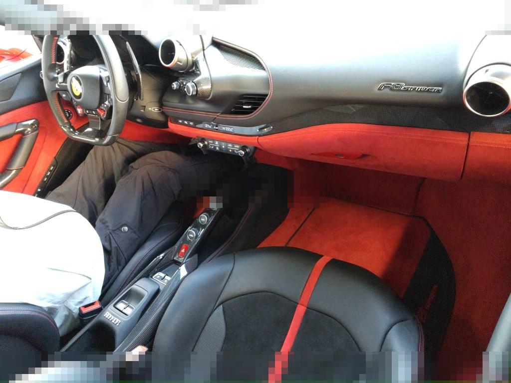 Ferrari F8 SPIDER 2021 - Image 4