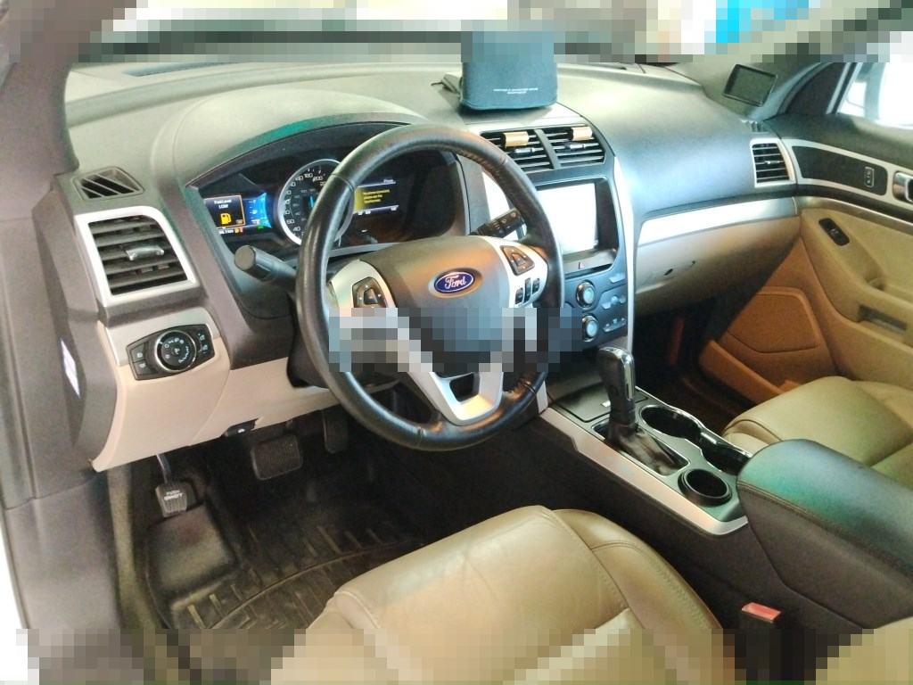 Ford Explorer 2015 - Image 4
