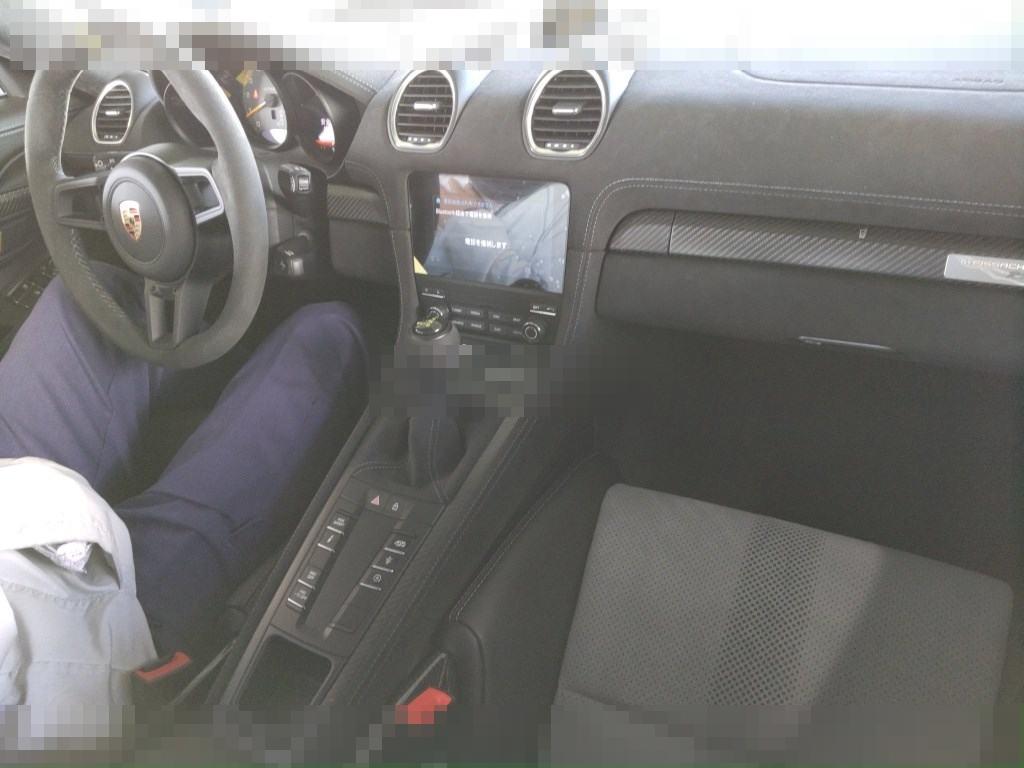 Porsche 718 CAYMAN 2025 - Image 4