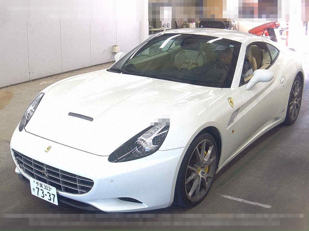 Ferrari CALIFORNIA 30 2013 - Image 5