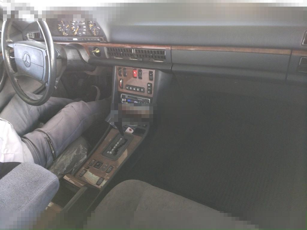 Mercedes-Benz S-Class 1990 - Image 4