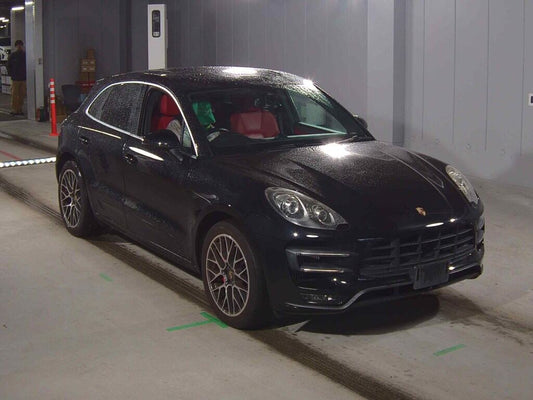 Porsche MACAN 2015 - Image 1