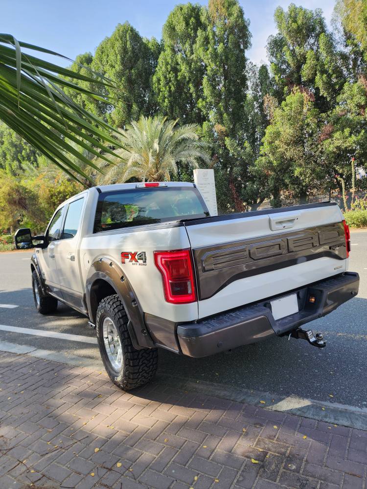 FORD F-150 KING RANCH FX4 – V8 5.0L FlexFuel