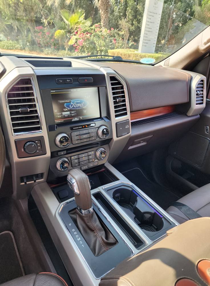 FORD F-150 KING RANCH FX4 – V8 5.0L FlexFuel