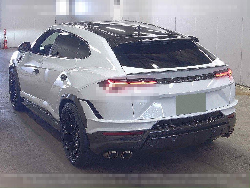 Lamborghini URUS 2024 - Image 3