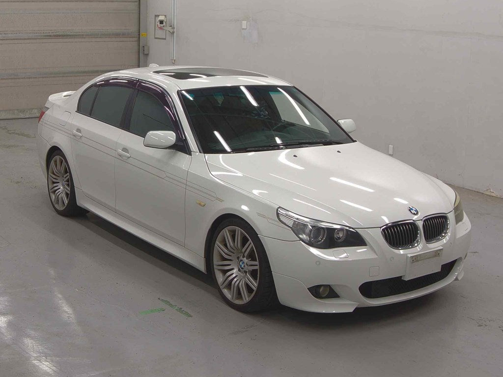 BMW 5 Series 2006 - Image 2