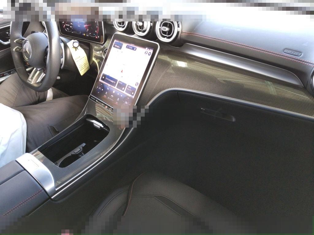 MERCEDES AMG C-CLASS CP 2024 - Image 4