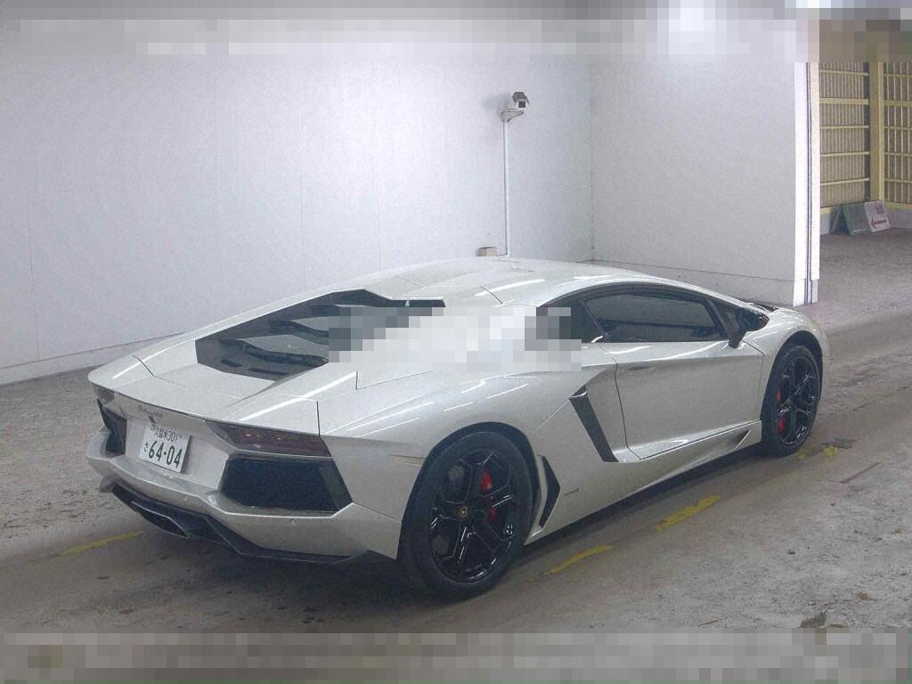Lamborghini AVENTADOR CP 2011 - Image 6