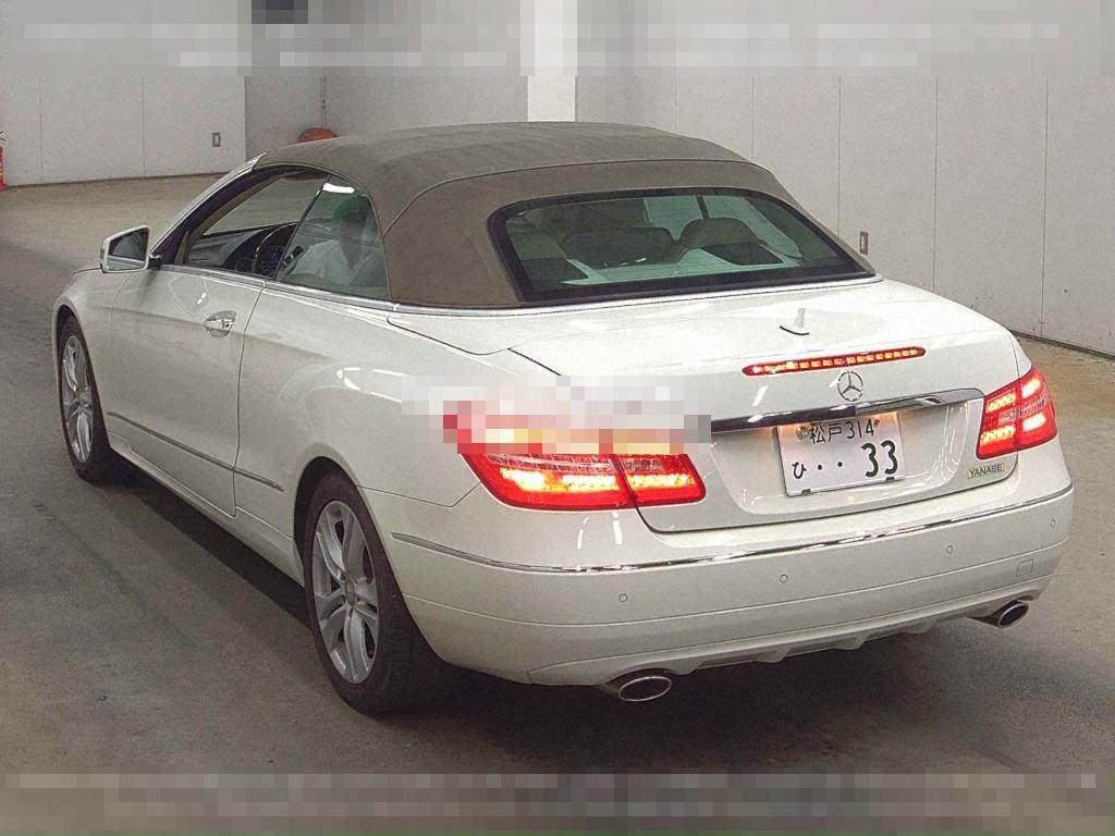 Mercedes-Benz E-Class 2010 - Image 3