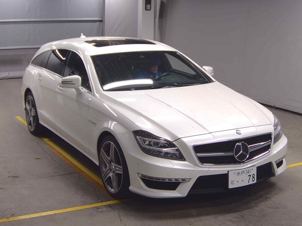 Mercedes-Benz CLS-Class Shooting Brake 2014 - Image 2