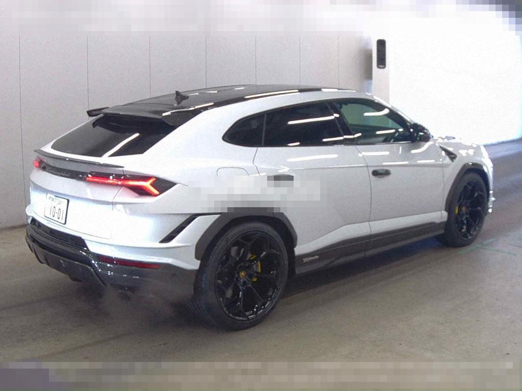 Lamborghini URUS 2024 - Image 6