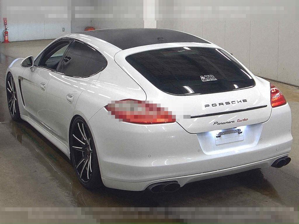 Porsche PANAMERA 2013 - Image 3